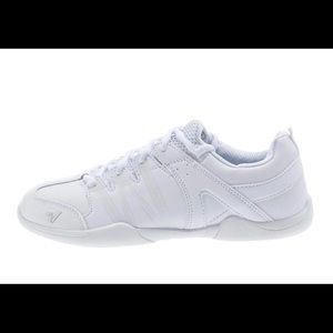 Varsity Cheer Shoes (tradition)
